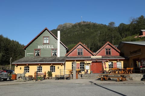 Property building, Day, Natural landscape, Mountain view
