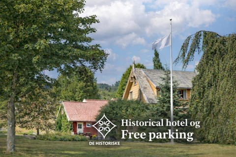 Property building, Parking