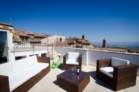 Natural landscape, View (from property/room), Balcony/Terrace, sunbed