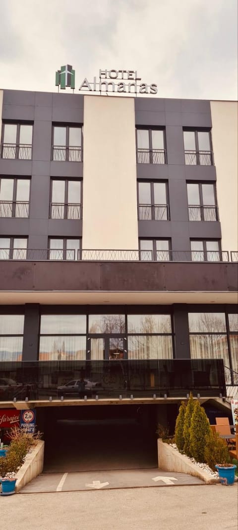 Property building, Day