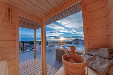 Sauna, Balcony/Terrace, Sunset