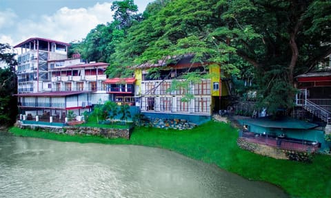 Garden view, River view