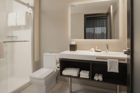 Shower, Bathroom, towels