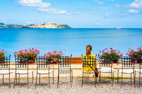 City view, Sea view