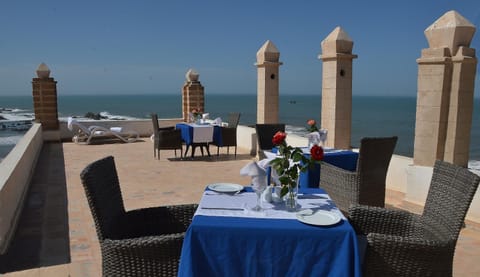 View (from property/room), Dining area, Sea view