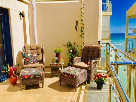 Balcony/Terrace, Balcony/Terrace