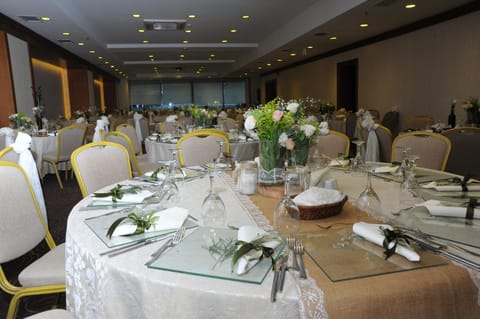 Restaurant/places to eat, Banquet/Function facilities, wedding