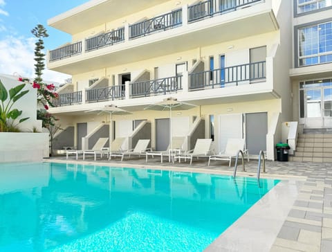 Property building, Patio, Day, View (from property/room), View (from property/room), Balcony/Terrace, Pool view, Pool view, Swimming pool, sunbed