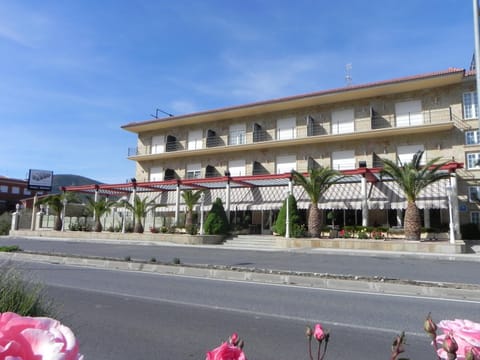 Property building, Day