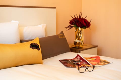 Property logo or sign, Bedroom, Text overlay