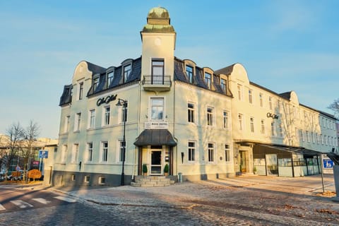 Property building, Facade/entrance