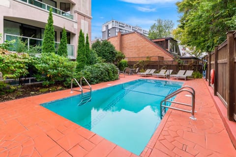 Pool view, Swimming pool