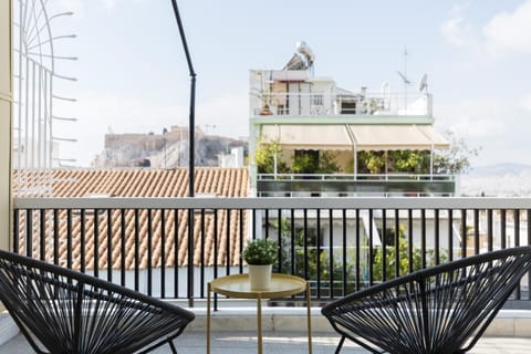 Balcony/Terrace, City view