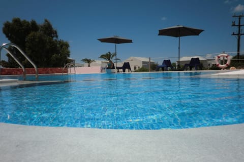 Spring, Day, Summer, On site, Pool view, Swimming pool, Swimming pool