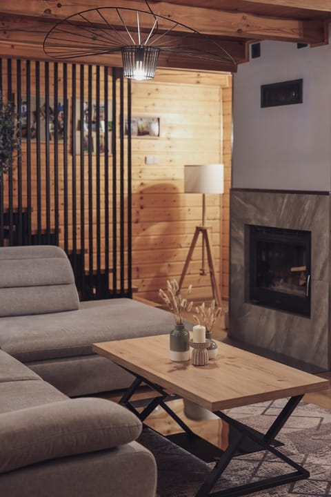 Dom to za mało! Całoroczny dom z prywatnym jacuzzi House in Pomeranian Voivodeship