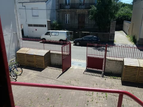 Quiet street view, Inner courtyard view