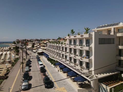 Property building, Neighbourhood, City view, Sea view, Street view, Location