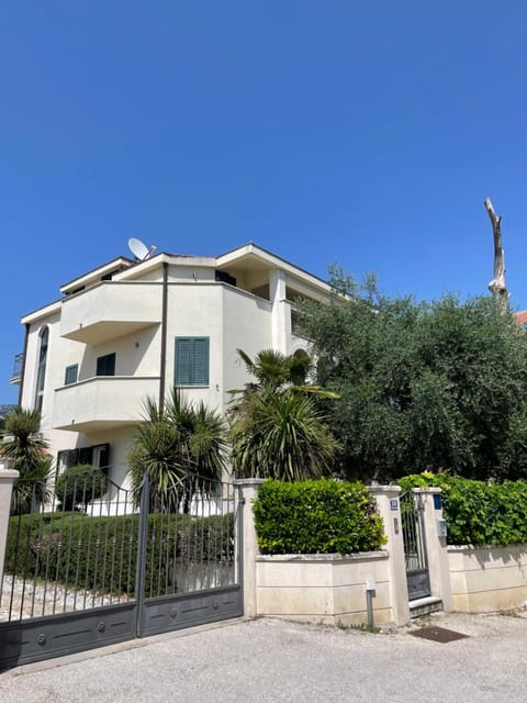 Seaside apartments Apartment in Šibenik-Knin County, Croatia