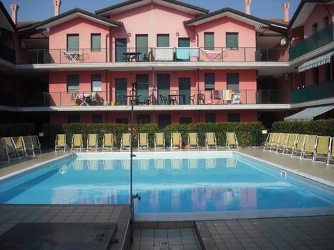 Summer, Swimming pool, sunbed