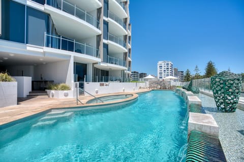 Swimming pool, Swimming pool