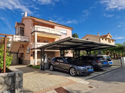 Property building, Day, Parking