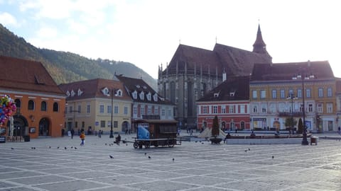 Nearby landmark
