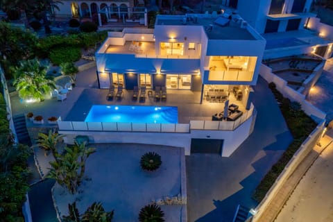 Property building, Bird's eye view