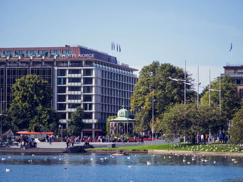 Property building, City view, Location