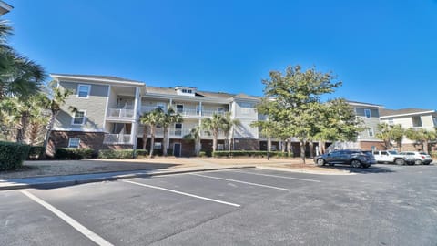 1021 Willow Bend Condo Apartment in North Myrtle Beach