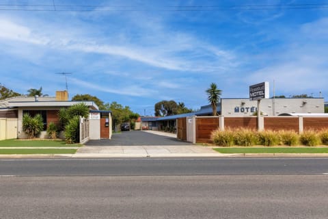 Property building, Beach