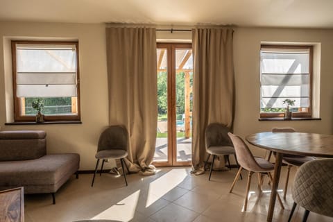 Dom mazurski z basenem House in Lithuania