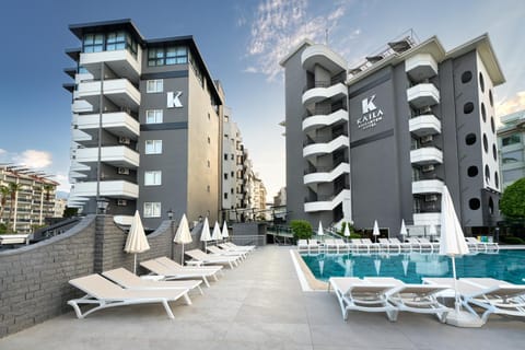 Property building, Pool view, Swimming pool