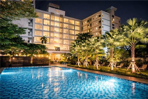 Pool view, Swimming pool