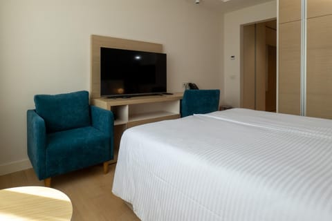 Living room, Photo of the whole room