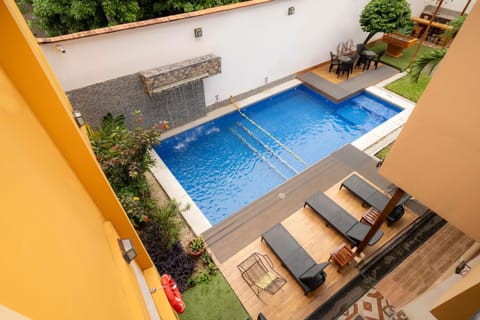 Swimming pool