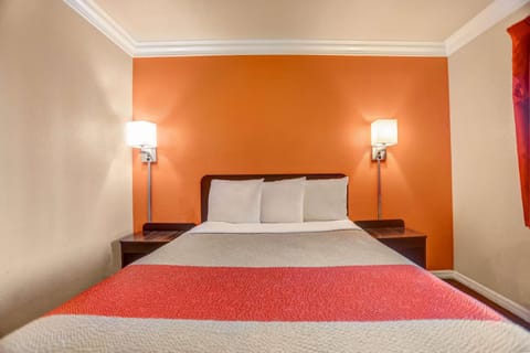 Photo of the whole room, On site