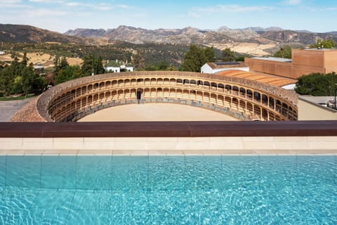 Mountain view, Swimming pool