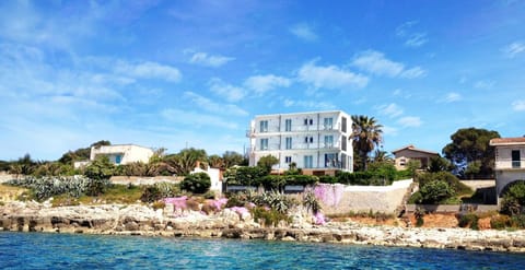 Property building, Facade/entrance, Neighbourhood