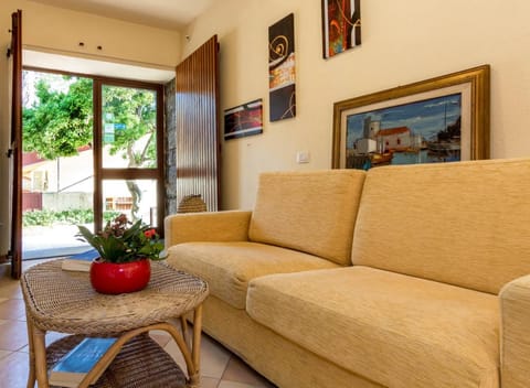 Communal lounge/ TV room, Other