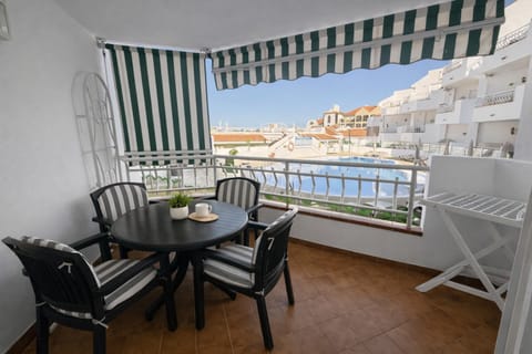 Balcony/Terrace, Swimming pool