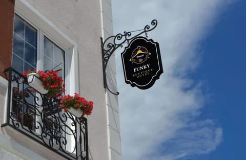 Property logo or sign