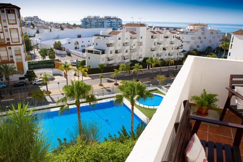 Balcony/Terrace, Swimming pool