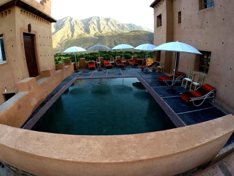 Patio, Mountain view, Pool view, Swimming pool, sunbed