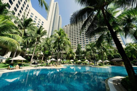 Property building, Garden, On site, Garden view, Pool view, Swimming pool