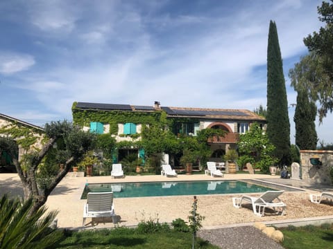Property building, Pool view, Swimming pool, Swimming pool