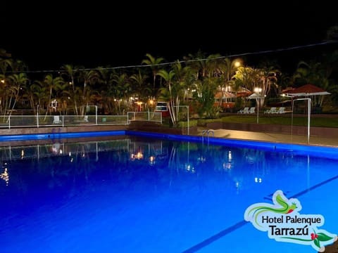 Swimming pool, Swimming pool