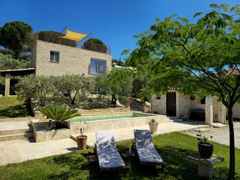 Le Mas de la Tortue (Toit Terrasse) Country House in Provence-Alpes-Côte d'Azur