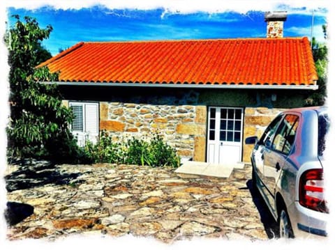 Facade/entrance, Spring, On site