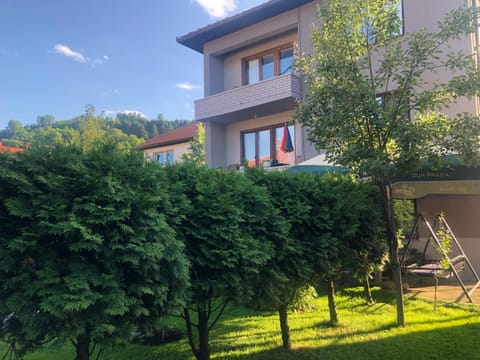 Apartman Balkan Apartment in Federation of Bosnia and Herzegovina