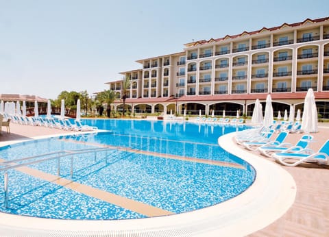Facade/entrance, Swimming pool